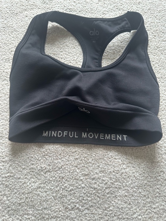 Alo Ribbed Racerback Bra - Picture 4 of 4